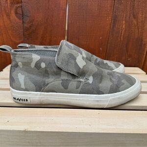 Seavees Huntington middie Saltwash women’s 9